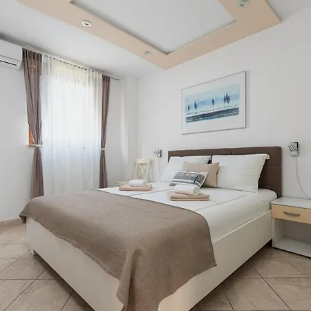 Apartment Zlata